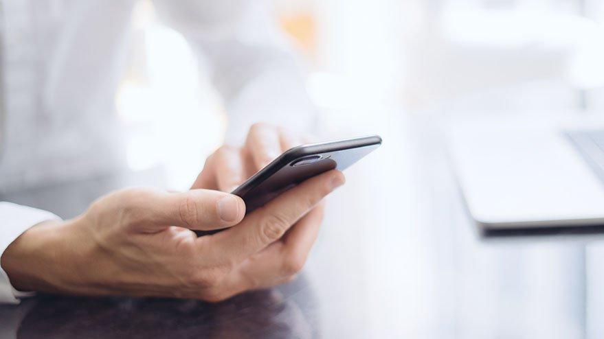 Мобильный обзор: Рекордное количество SMS и самые популярные соцсети 2021