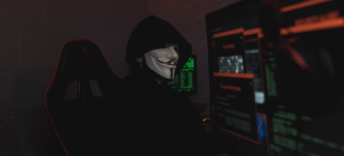 Две хакерские группы одновременно атаковали компанию и потребовали двойной выкуп