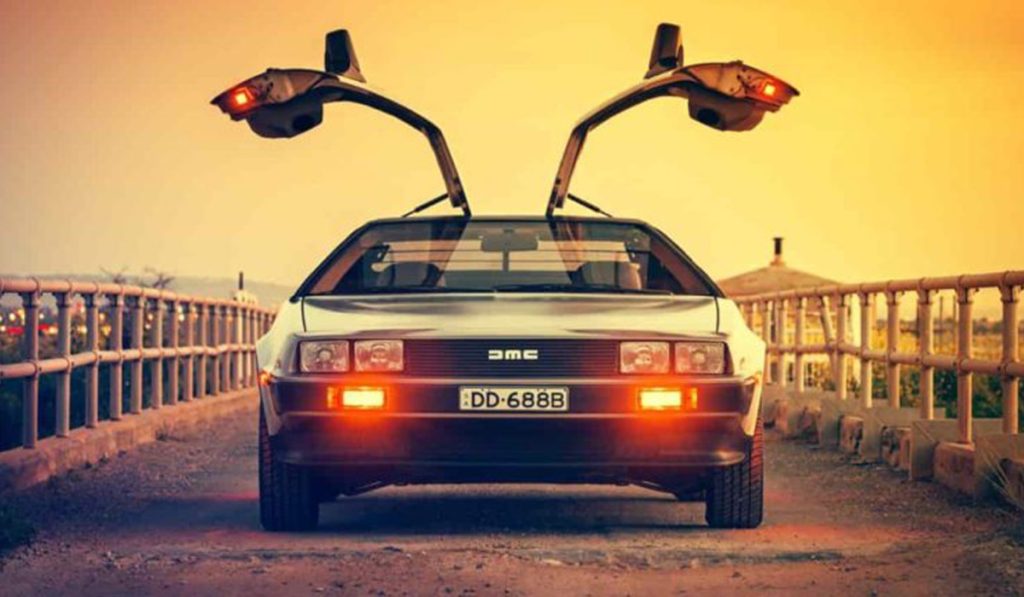 Культовая DeLorean Motor Company выпустит виртуальные автомобили