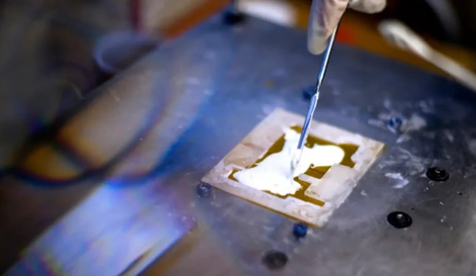 Ученые разработали «невозможную» термоформуемую керамику