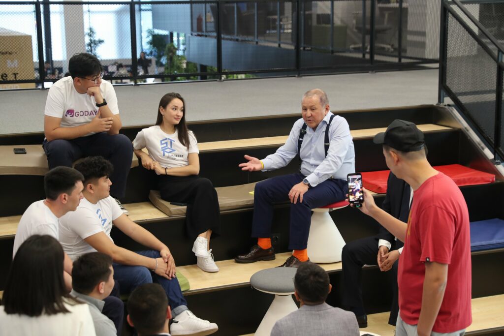 Astana Hub при поддержке венчурного фонда Смагулова отправили стартапы в США