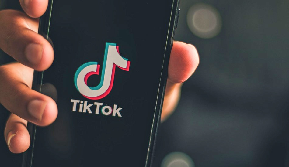 Как TikTok обеспечивает безопасную и дружелюбную среду