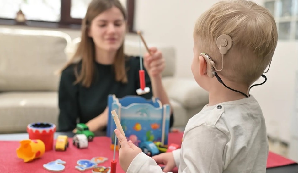 Генная терапия подарила слух детям, родившимся глухими