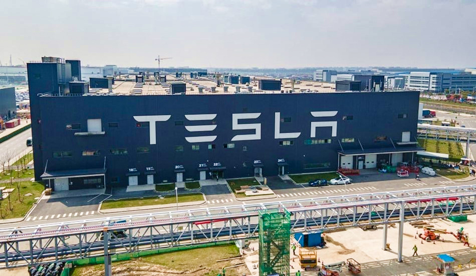 Китай снимает ограничения для Tesla