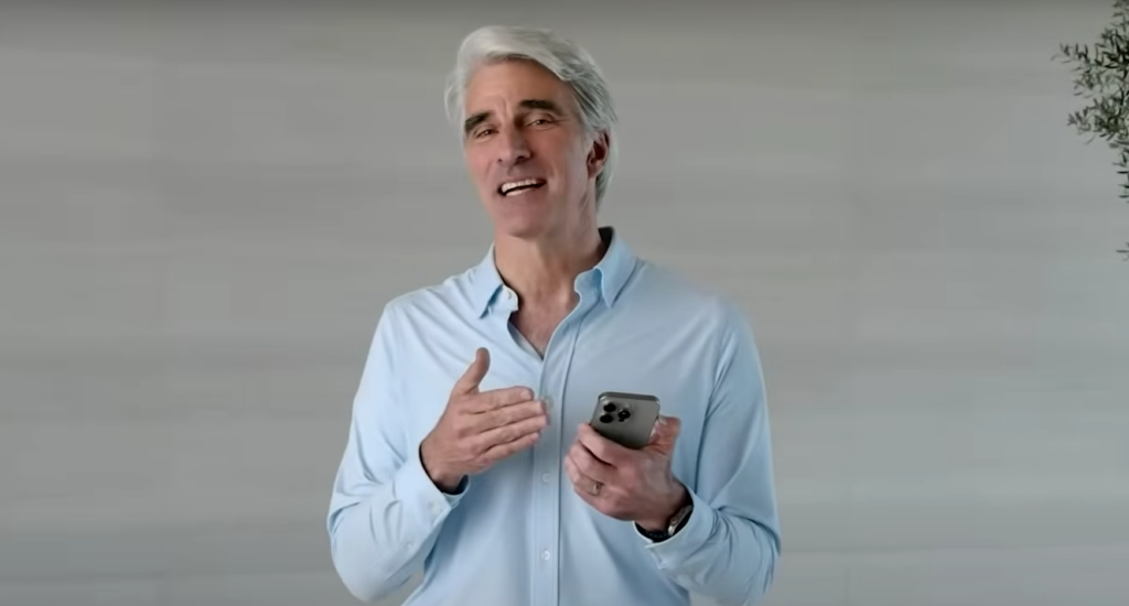 "Не готовы к ИИ-революции": Apple теряет миллиарды из-за Siri