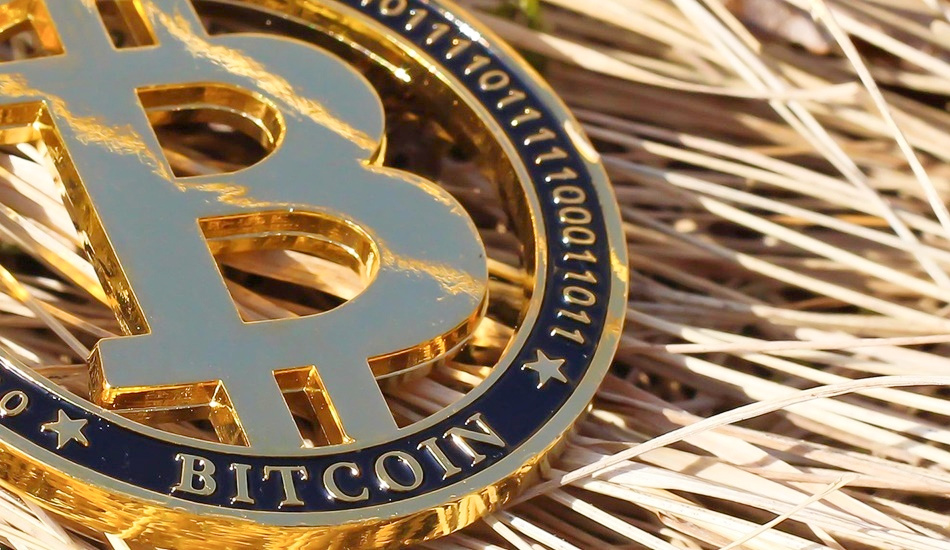 Китай ограничит чат-ботов из-за риска суицидов и зависимости криптовалюты