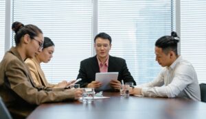 Почему ИИ до сих пор не заменил офисных работников офисные работники