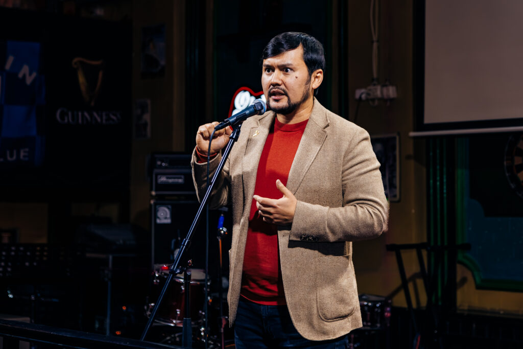 Fuckup Night: в Алматы прошло стендап-шоу про увольнения