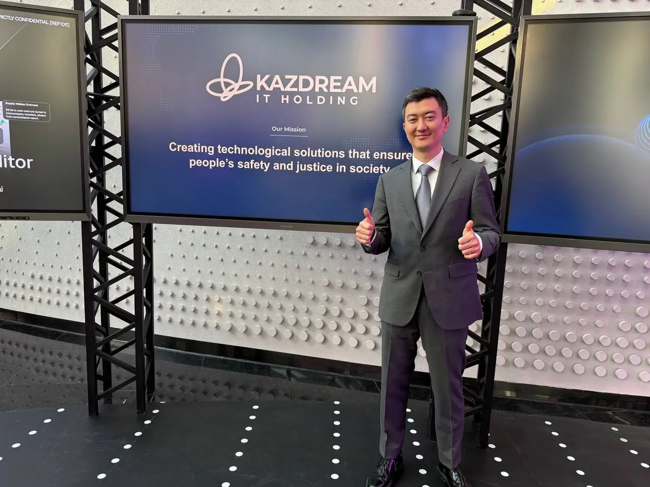 Kazdream представил Президенту Сербии национальную AI-систему